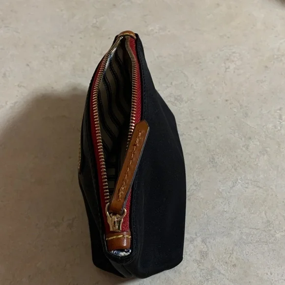 Dooney & Bourke Black Nylon Pouch Cosmetic Bag With Red Accents Brown Leather - Picture 8 of 16